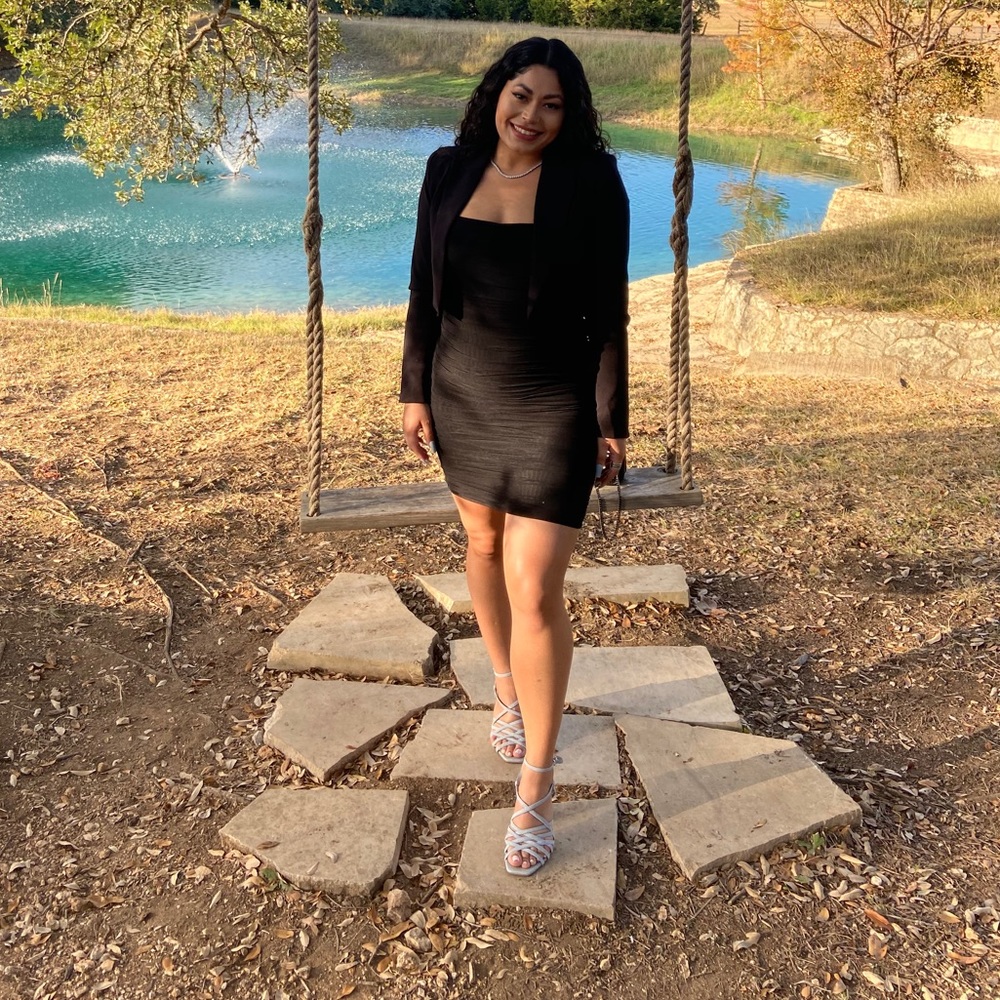 Meet your Posher, Lucy